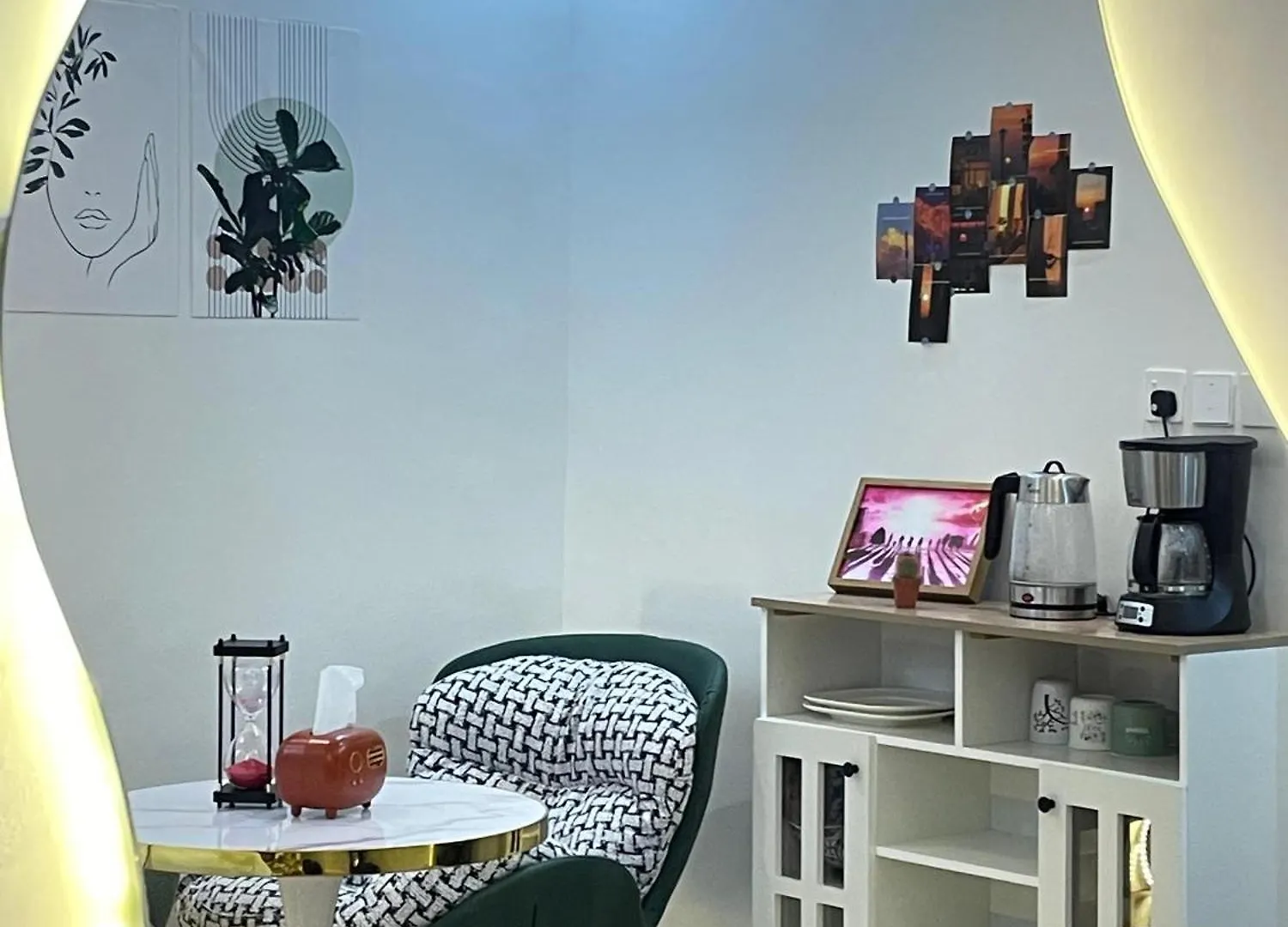 استوديو هادى وجميل بسرير وجلسة بالقرب من البوليفارد Apartment Riyadh 0*,  Saudi Arabia